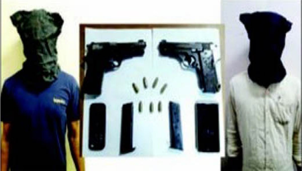 ಮಂಗಳೂರು: ಸಿಸಿಬಿ ಪೊಲೀಸರಿಂದ ಇಬ್ಬರು ಗ್ಯಾಂಗ್ ಸ್ಟರ್ ಬಂಧನ, ಶಸ್ತ್ರಾಸ್ತ್ರ ವಶ